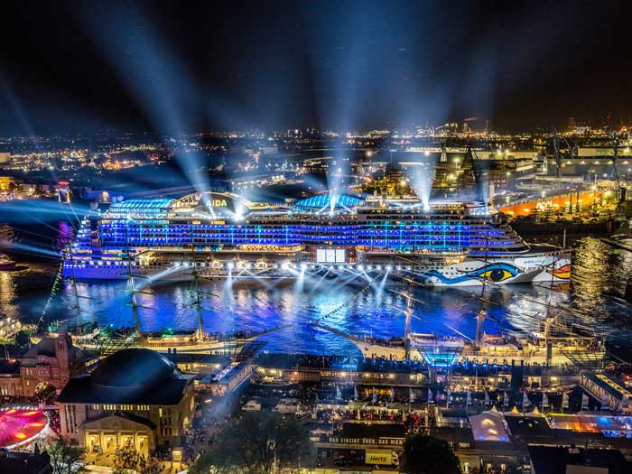 Hamburg Cruise Days 2017: AIDAprima führt die große Schiffsparade an